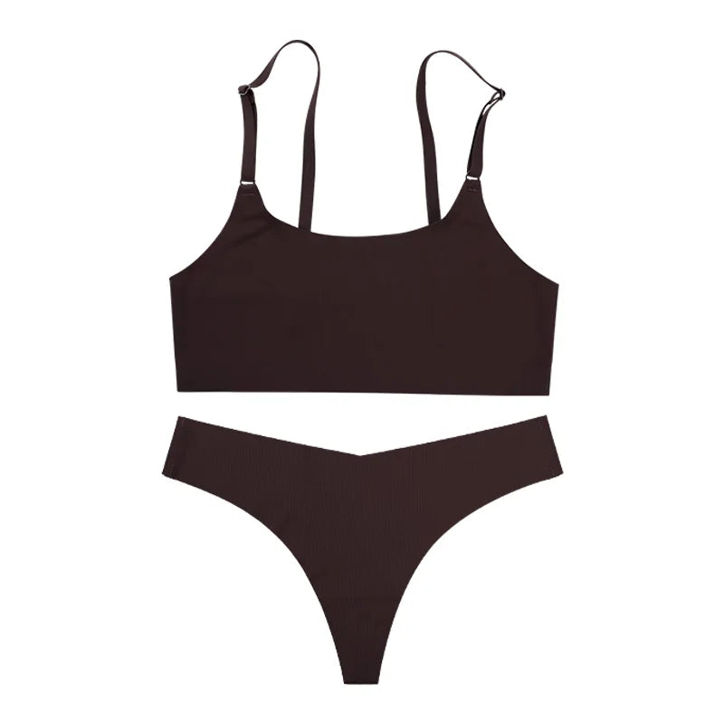 Conjunto de Lingerie Sem Costura e Sem Aro – Sutiã e Calcinha Efeito Ice Silk, Toque Sedoso