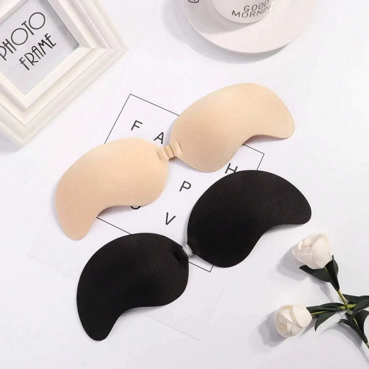 Sutiã Adesivo Invisível de Silicone Hipoalergênico – Bicolor, Sem Escorregar