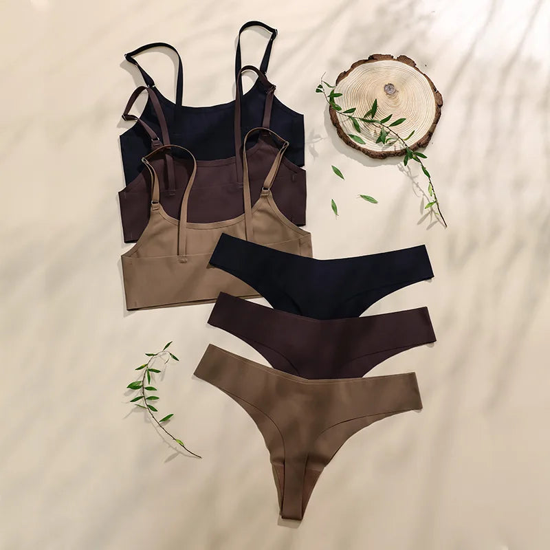 Conjunto de Lingerie Sem Costura e Sem Aro – Sutiã e Calcinha Efeito Ice Silk, Toque Sedoso